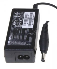 Asus Ac adaptor - 04g26b000600 Adapter 65w19v 3-pole (180 Degrees)